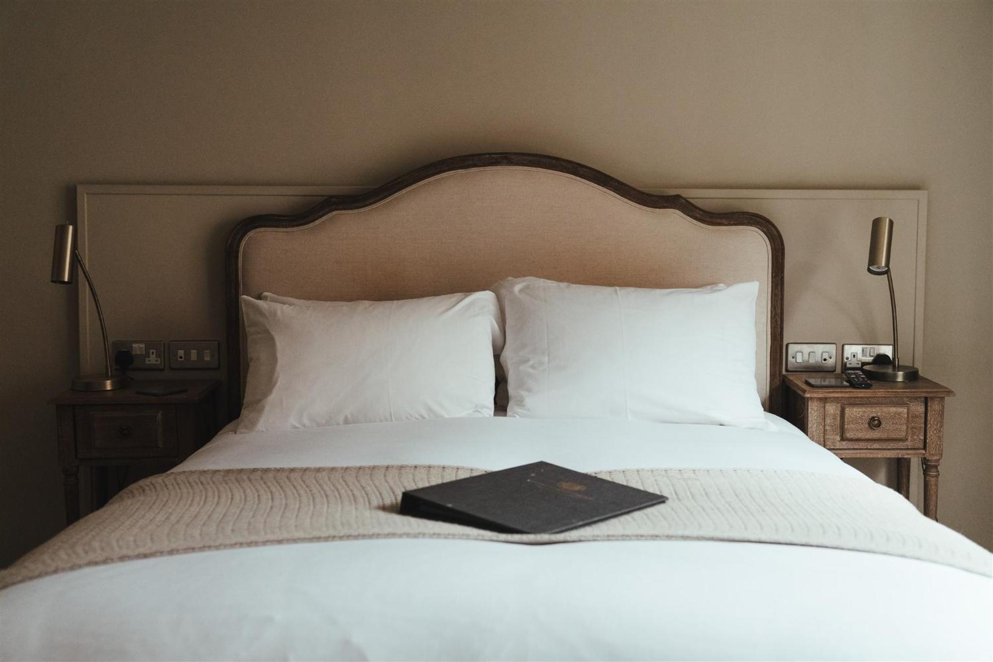 The Woolpack Hotel Tenterden Bagian luar foto