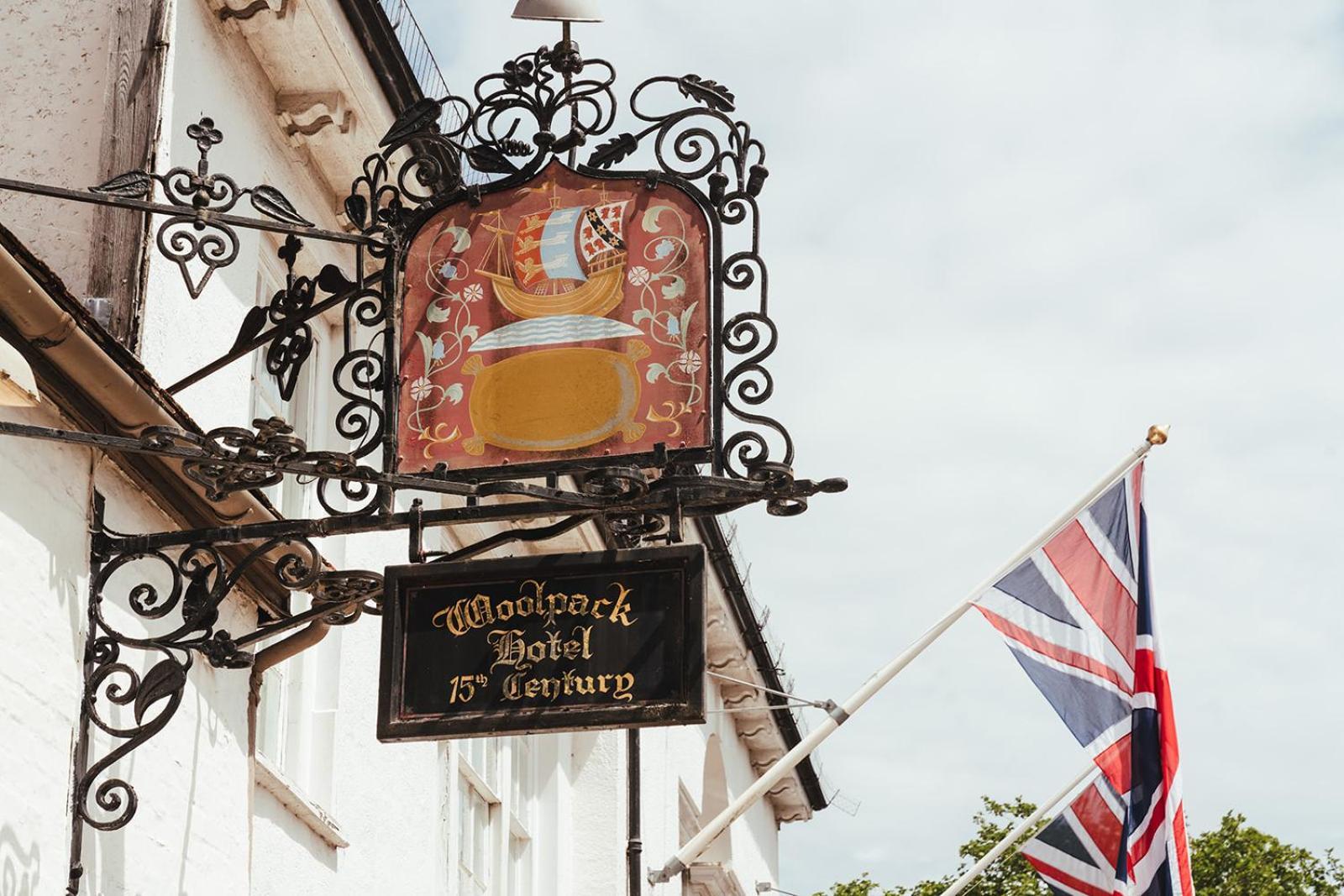 The Woolpack Hotel Tenterden Bagian luar foto