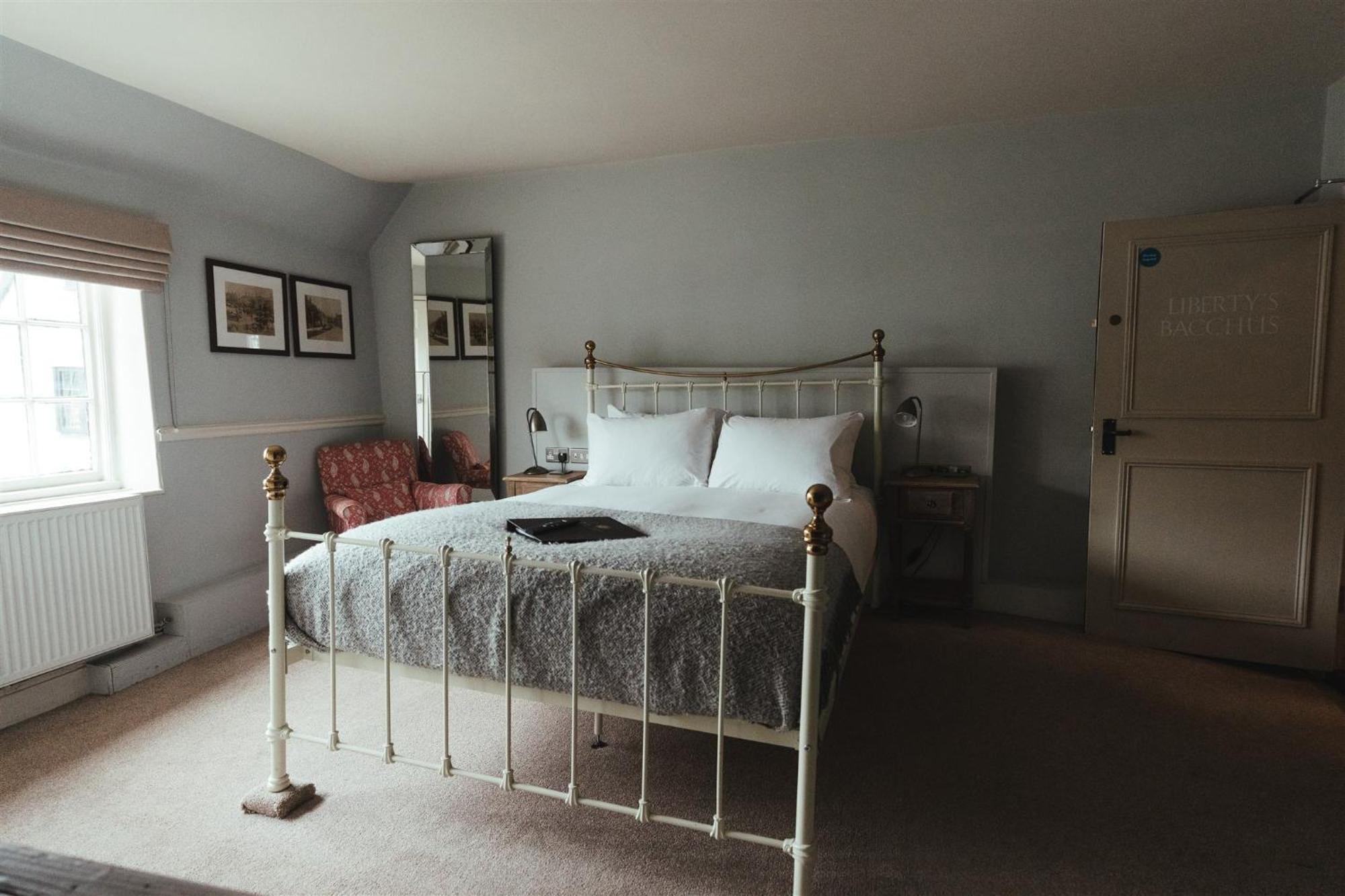 The Woolpack Hotel Tenterden Bagian luar foto