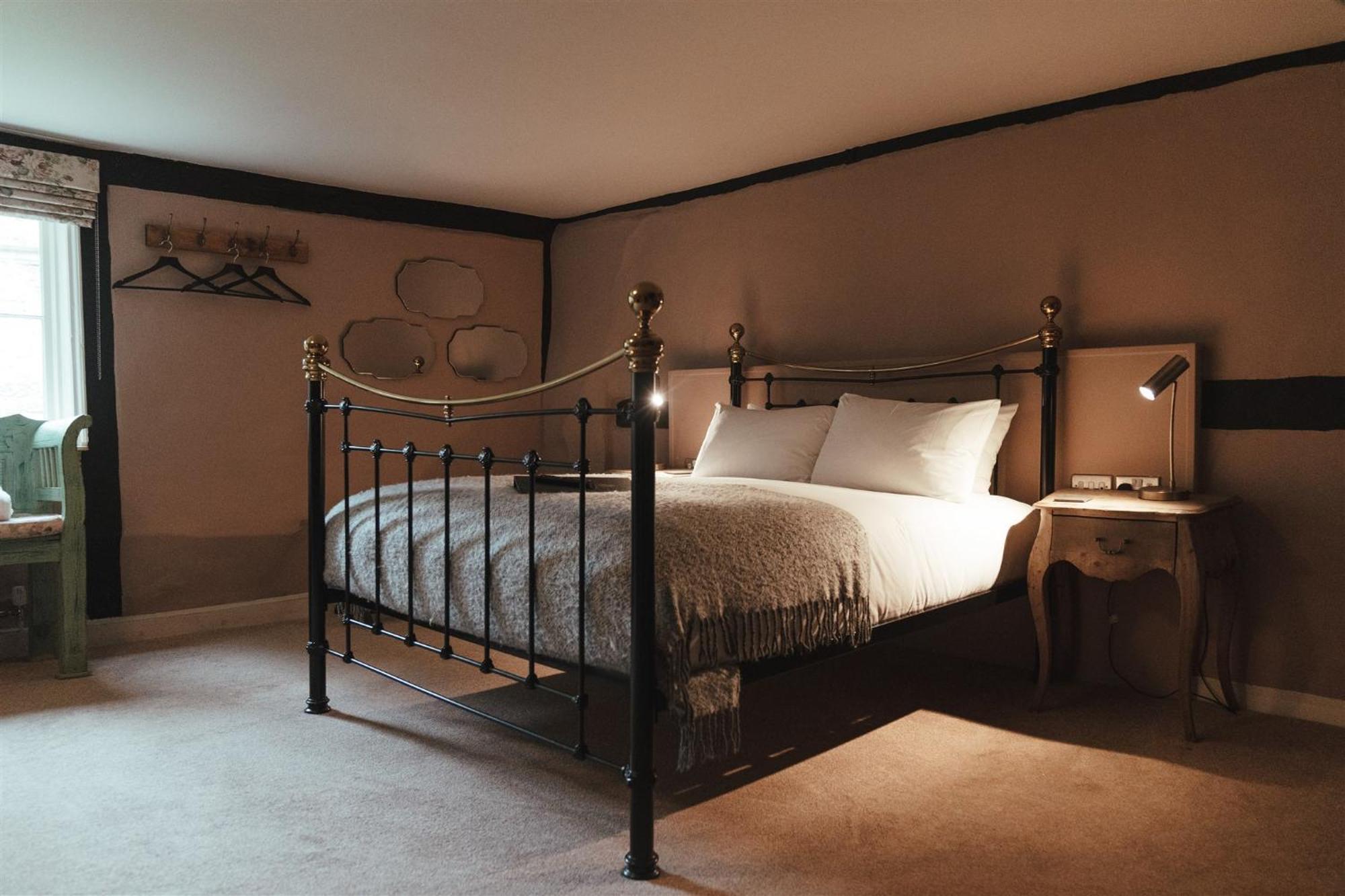 The Woolpack Hotel Tenterden Bagian luar foto