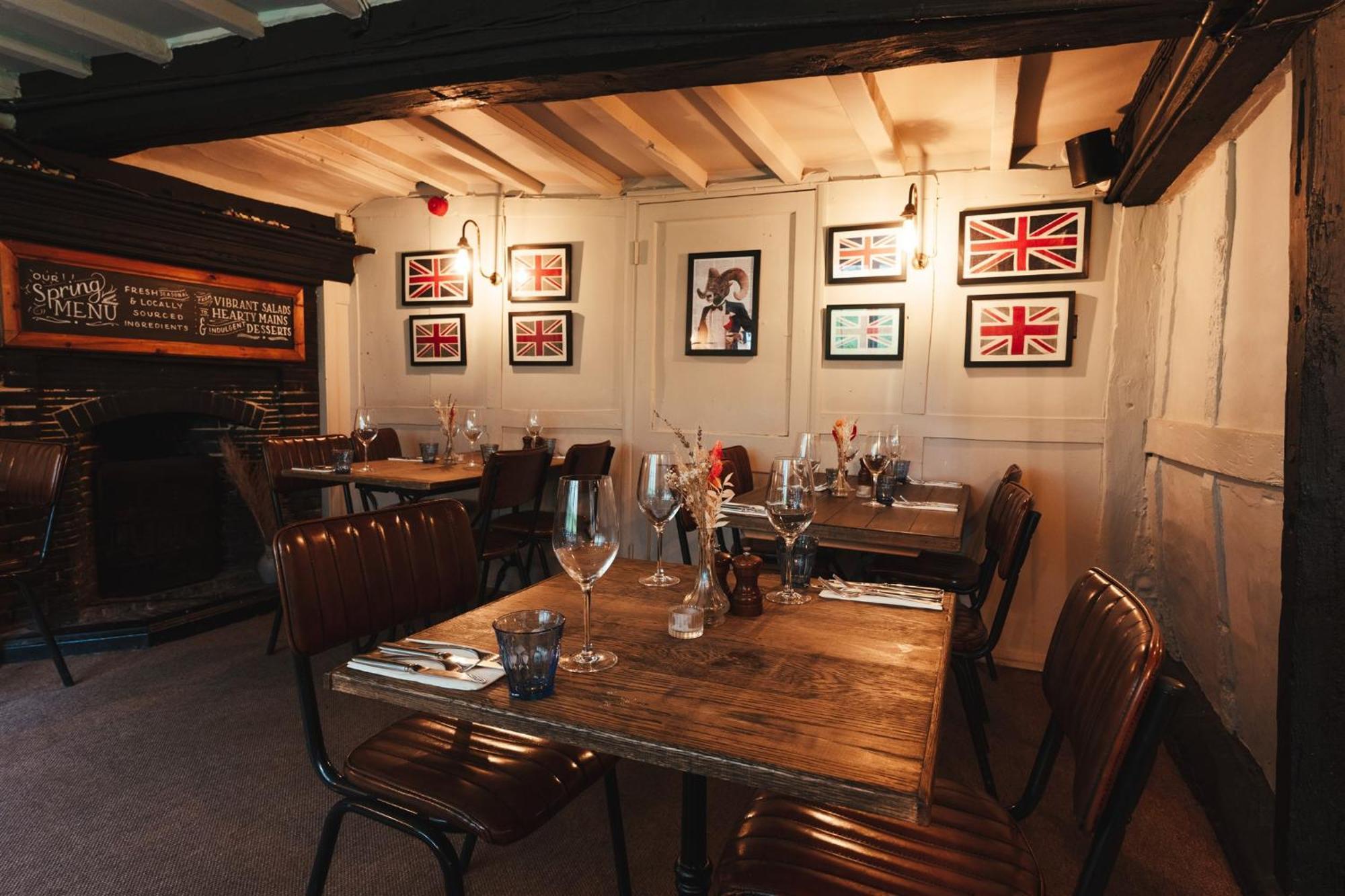 The Woolpack Hotel Tenterden Bagian luar foto